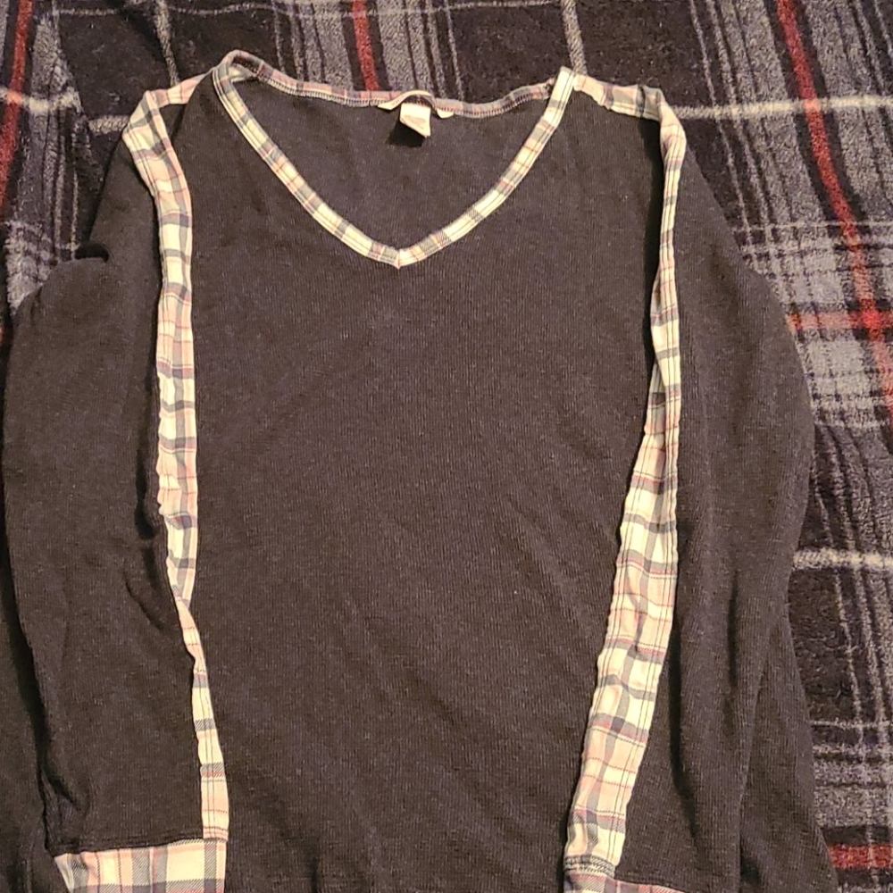 Long sleeve sleep Victorias secret T-shirt